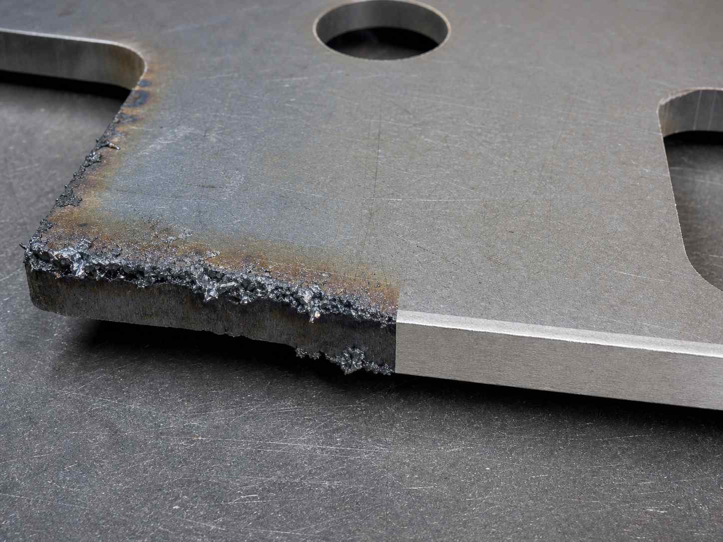 Metal Radiusing Machine Precision Robotic Deburring & Edge Radiusing Systems